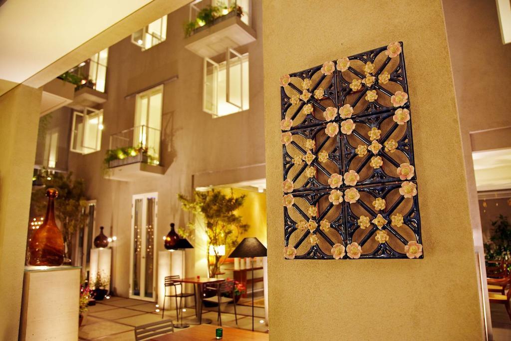 โรงแรมบูมี เซมิลีร์ Cihanjuang ภายนอก รูปภาพ